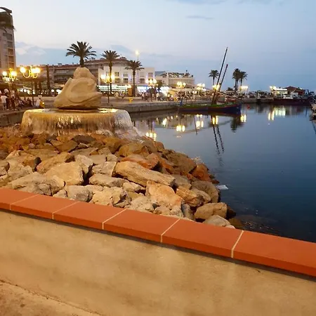 בית נופש A Saint-cyprien + Piscine Partagee סן סיפריאן