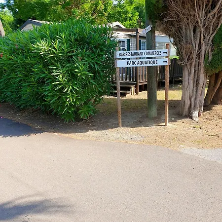 Prázdninový dům A Saint-cyprien + Piscine Partagee