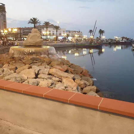 A Saint-cyprien + Piscine Partagee