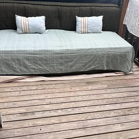 Saint-cyprien Bungalow: 3-bedroom Retreat With Shared Pool And Wi-fi * Saint-Cyprien (Pyrenees-Orientales)